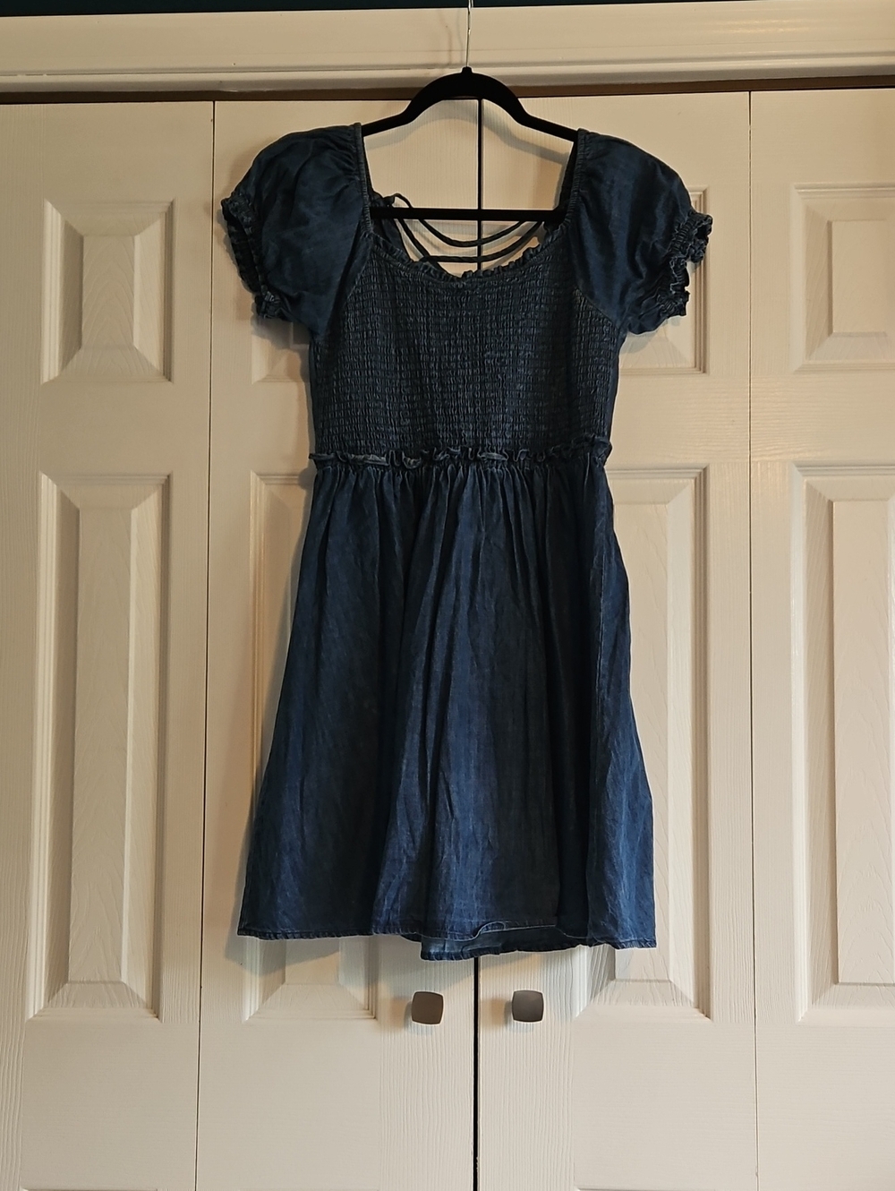 easel Indigo Blue Smocked Puff-Sleeve Casual Dress